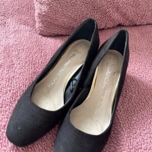 F&F Elegant Black Heels for Women